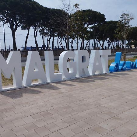 Apartamento Dayok Costa Barcelona Apartment Malgrat de Mar Bagian luar foto